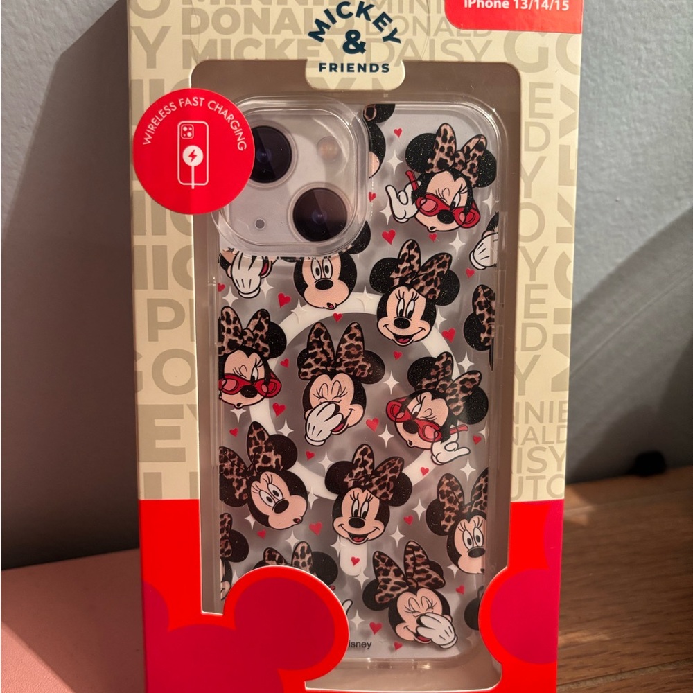NWT Minnie Mouse iPhone 13/14/15 Case